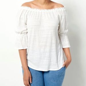 Laurie Felt White Gauze 3/4 Sleeve Detail Peasant Top / Shirt / Blouse w/ Ruffle